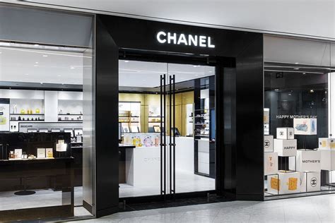 chanel canada store.